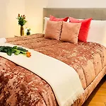 Pensionat Colosseum Luxury 4*